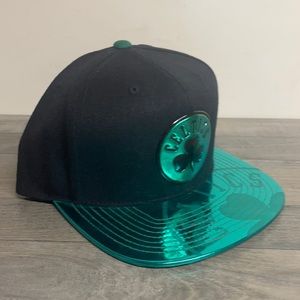 Boston Celtics NBA Mitchell & Ness Snapback Cap Black Green Logo Hat NWT